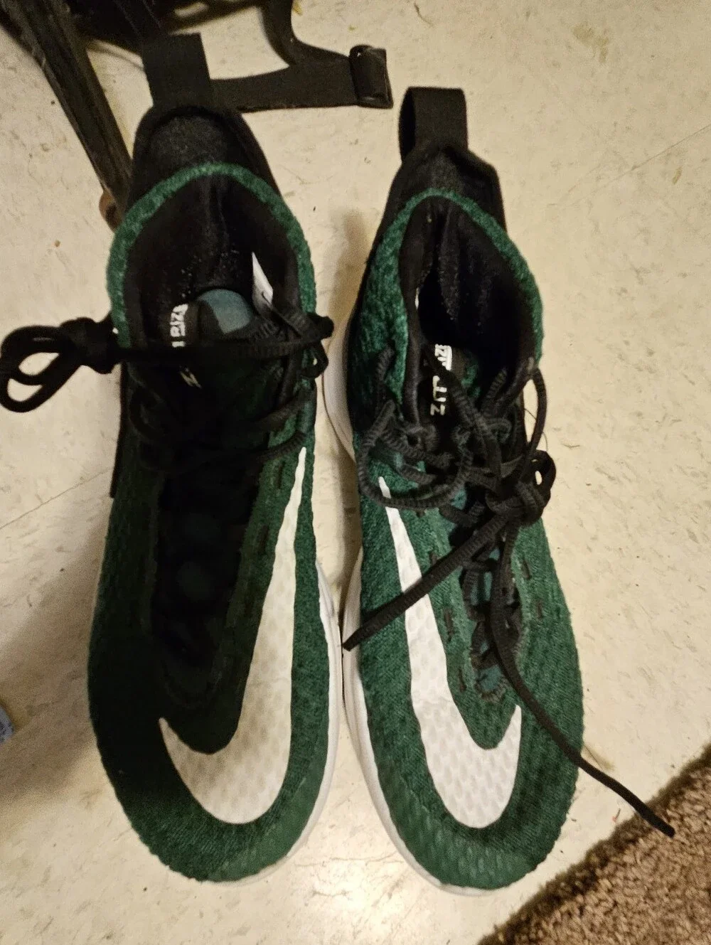 Nike Zoom Rize TB Size 9 men's shoes
